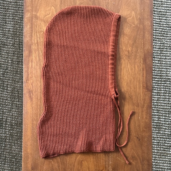 NAADAM Rust Knit Hat - Picture 1 of 2